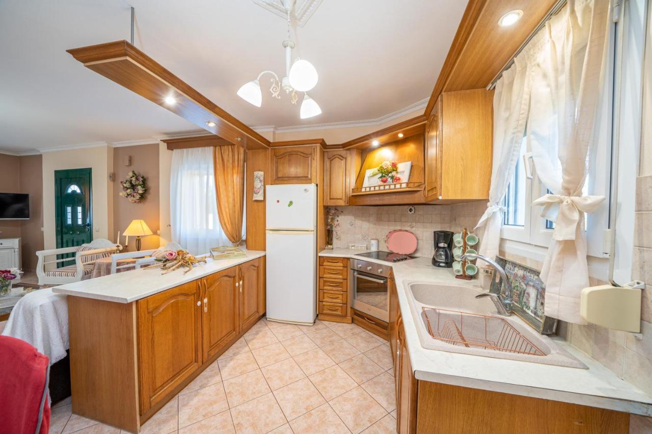 Artemis Superb 2 Bedroom Apartment 700 M Away From The Beach Minia エクステリア 写真