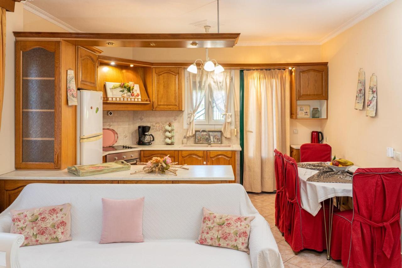 Artemis Superb 2 Bedroom Apartment 700 M Away From The Beach Minia エクステリア 写真