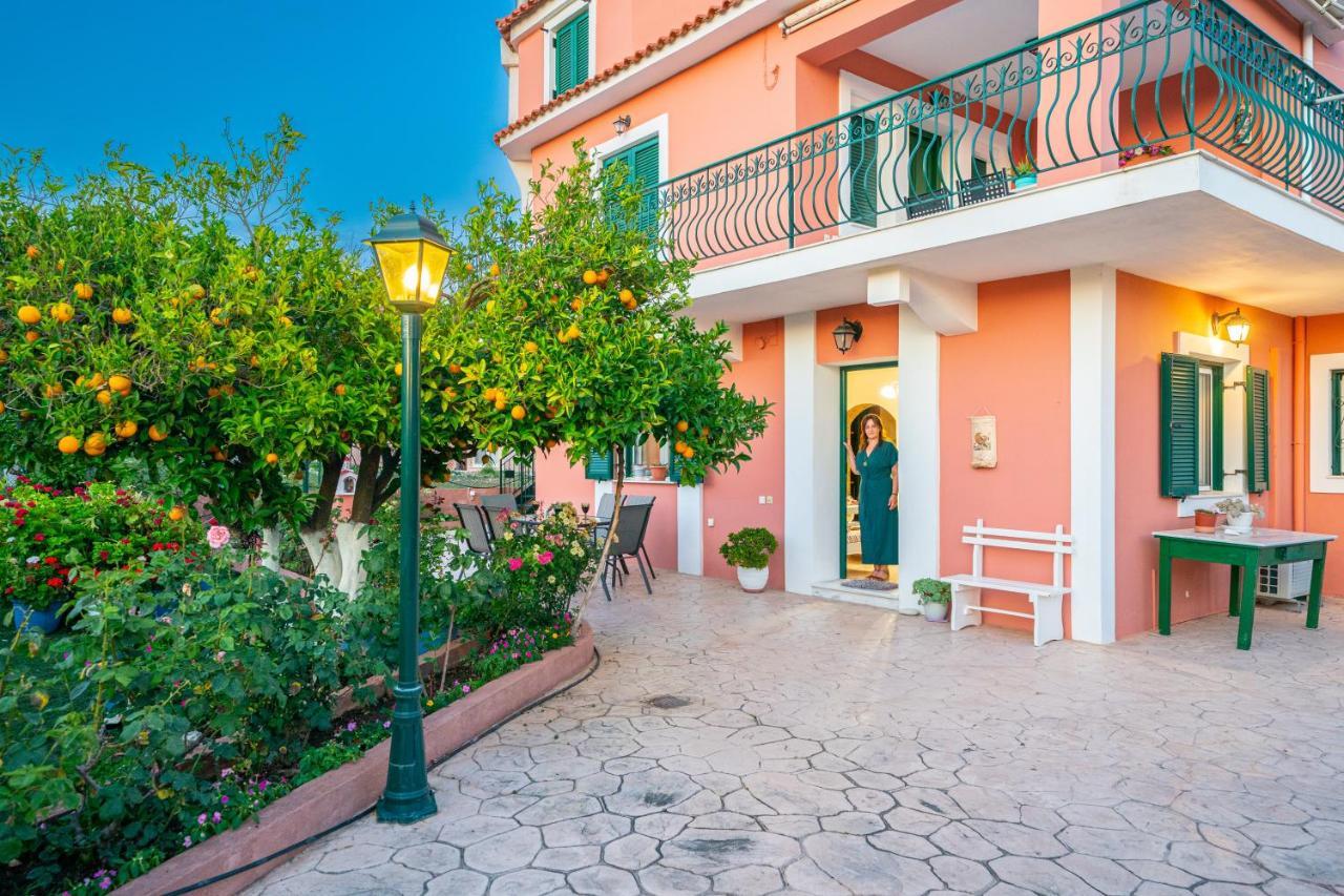 Artemis Superb 2 Bedroom Apartment 700 M Away From The Beach Minia エクステリア 写真