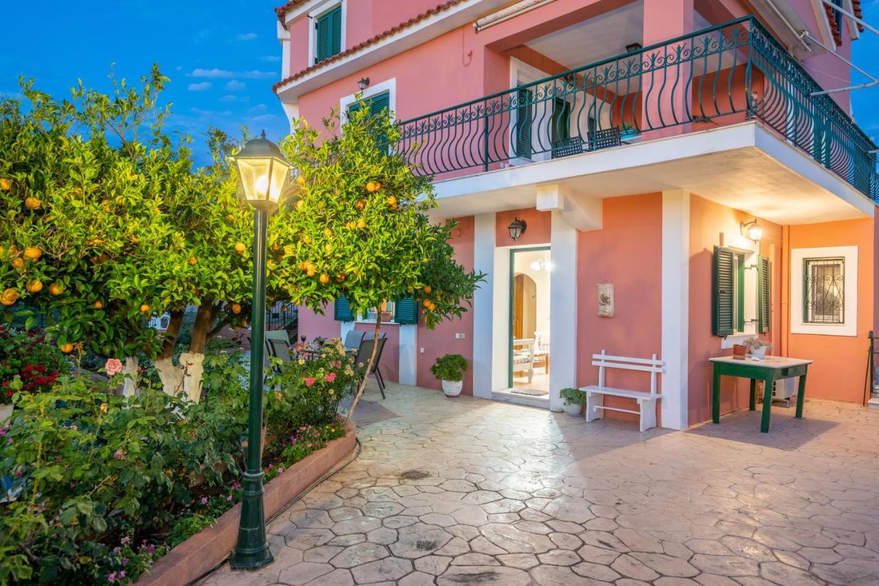 Artemis Superb 2 Bedroom Apartment 700 M Away From The Beach Minia エクステリア 写真