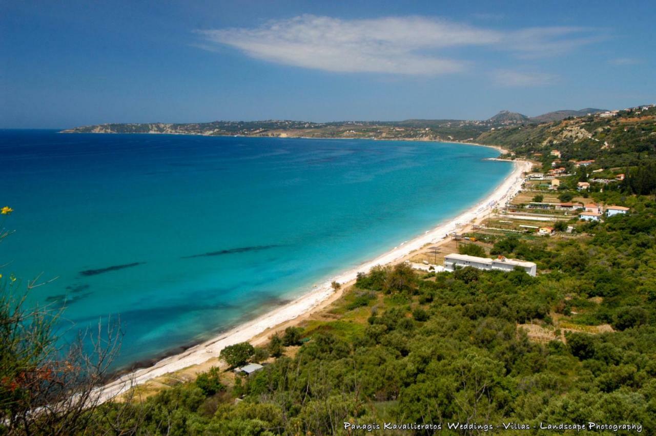 Artemis Superb 2 Bedroom Apartment 700 M Away From The Beach Minia エクステリア 写真